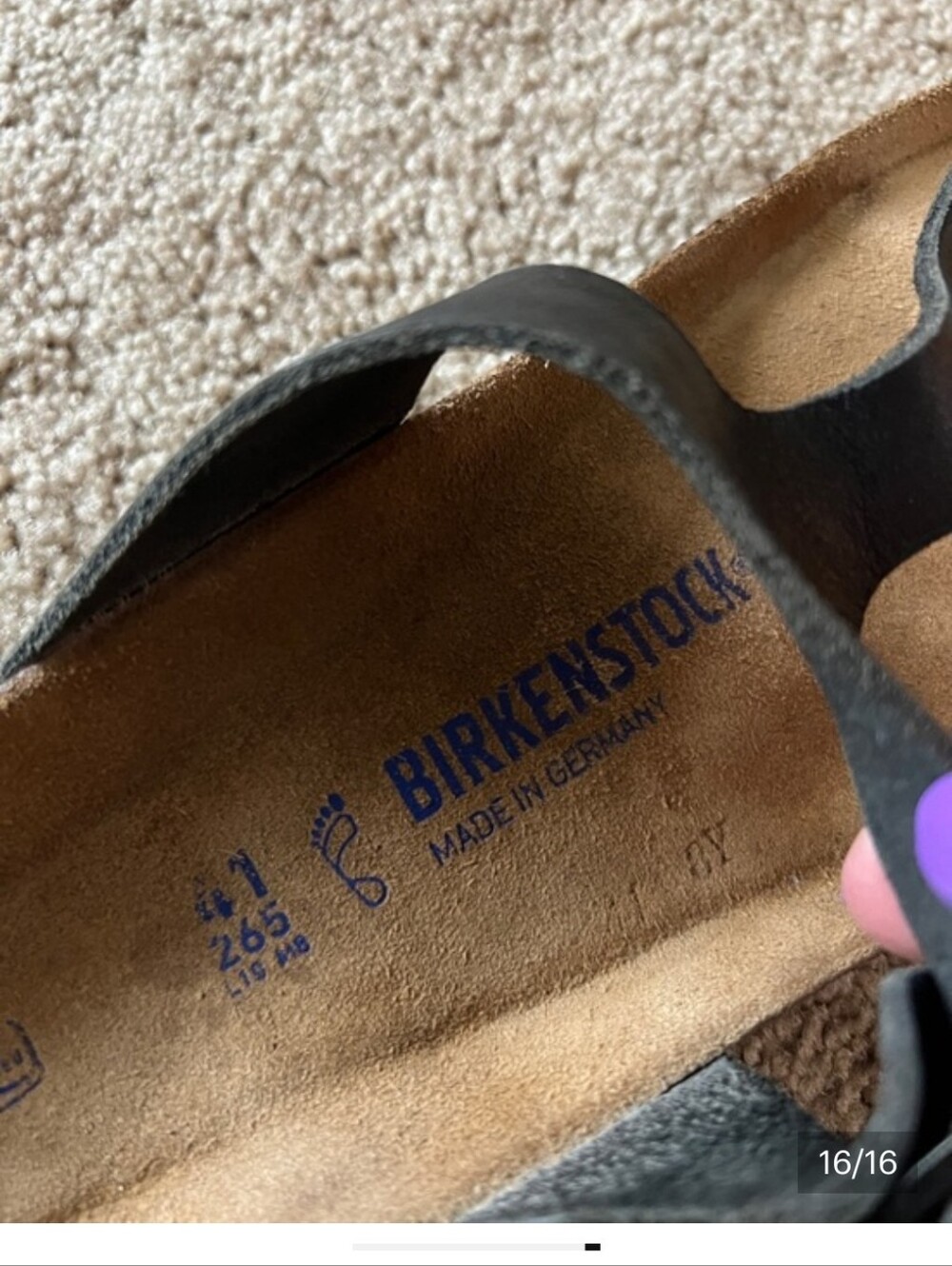 Birkenstock Gizeh Black Leather Thong Sandals with Tan Footbed Size 41 - Picture 13 of 13